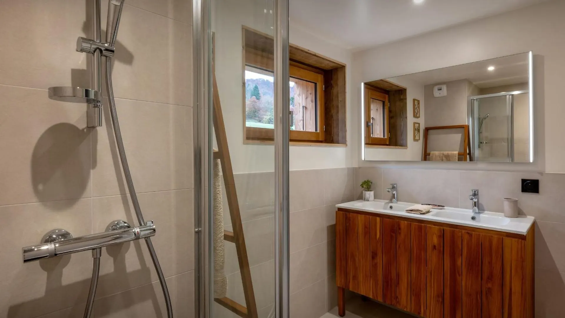 Chalet La Parenthese - Ovo Network Samoens France